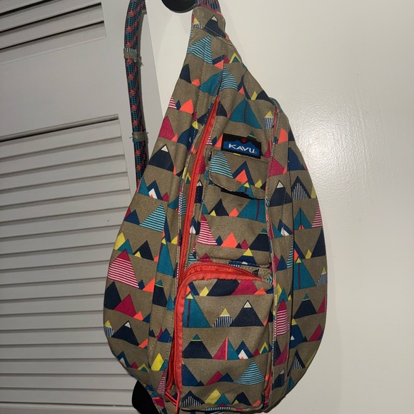 Kavu Geometric Multicolor rope bag - Picture 1 of 6